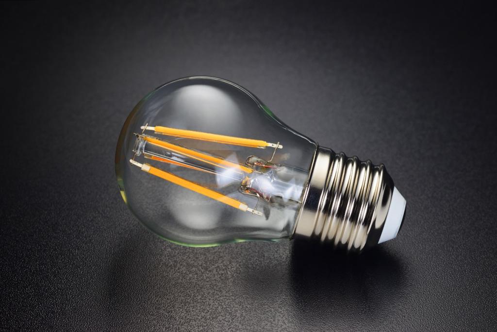 Защо да предпочетете LED лампи вместо крушки с нажежаема жичка?