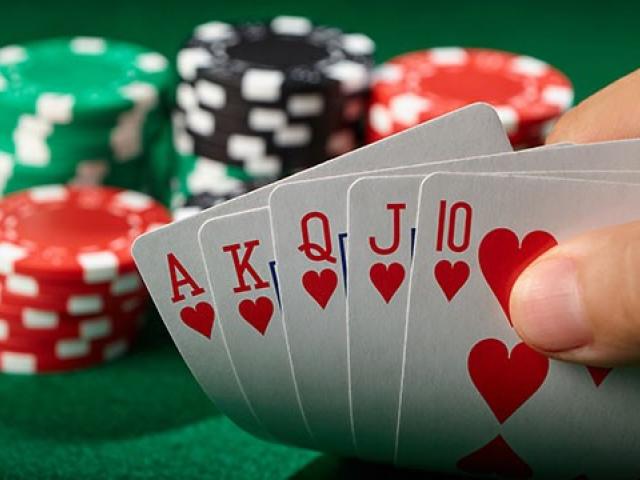 Покер за начинаещи? Как да се научиш да блъфираш като професионалист -Развлечение